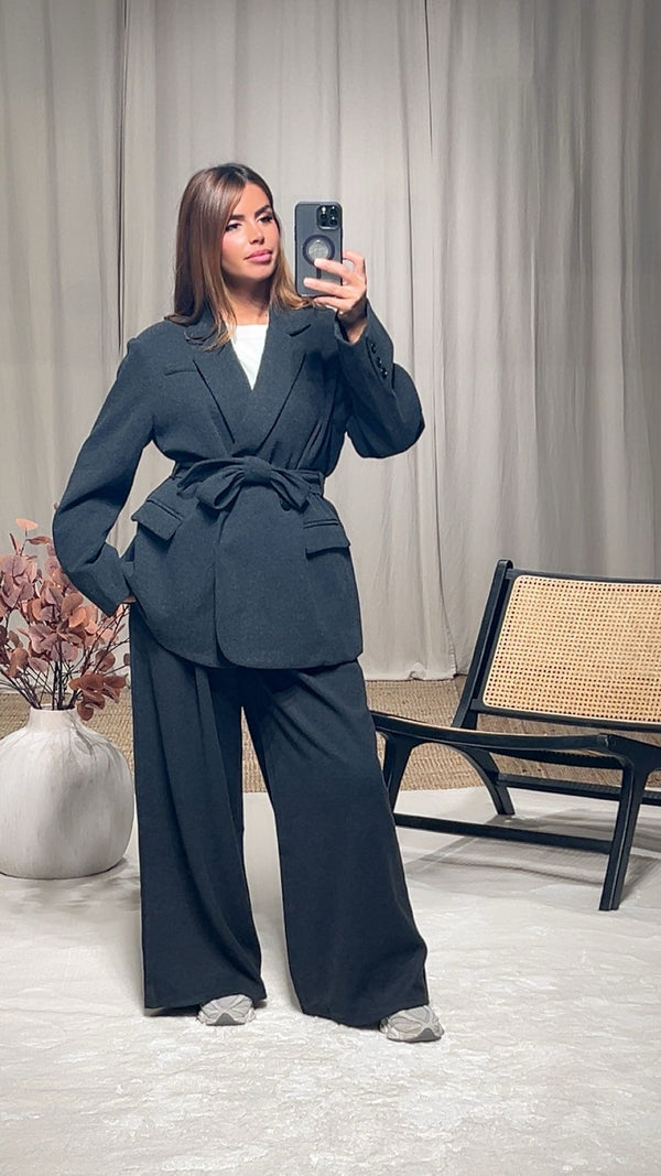 Ensemble CHLOÉ veste ceinturé et son pantalon jogging